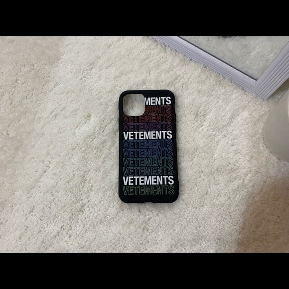 Phone Case Iphone 11pro - Picture 2 of 2